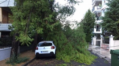 Μεγάλες καταστροφές από την κακοκαιρία