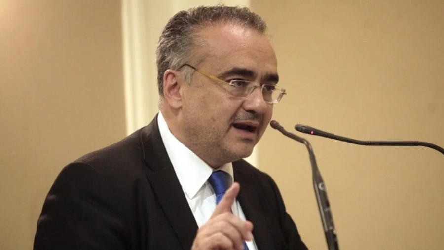 Βερβεσός κατά προέδρου του Αρείου Πάγου για την άρνηση να δώσει στοιχεία για καθυστερήσεις στη Δικαιοσύνη