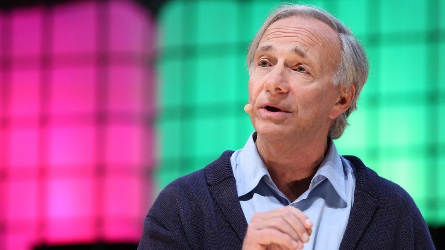 Dalio (Bridgewater): Βρισκόμαστε μια ανάσα πριν από έναν Παγκόσμιο Πόλεμο – Όλοι προετοιμάζονται για αυτόν