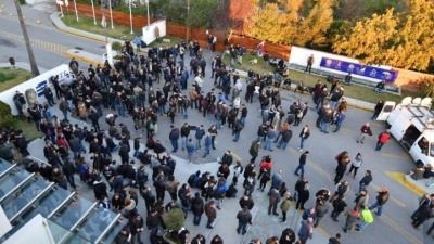 Ματαιώθηκε τελικά το συνέδριο της ΓΣΕΕ – Νέα συγκέντρωση από το ΠΑΜΕ