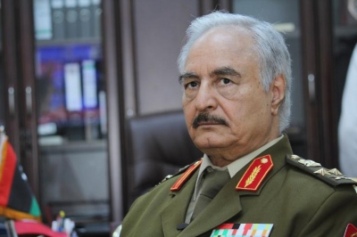 Κυβέρνηση τεχνοκρατών ζητά ο στρατάρχης Haftar για να σταματήσει ο διχασμός στη Λιβύη