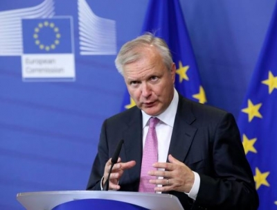 Rehn (EKT): Η κεντρική τράπεζα δεν θα επιλύσει τα προβλήματα  των υπερχρεωμένων κρατών  - Διατήρηση σε χαμηλά επίπεδα του κόστους δανεισμού