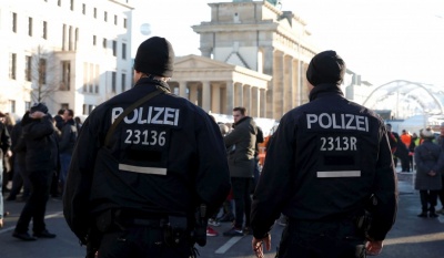 Γερμανία: Εκκενώθηκε χριστουγεννιάτικη αγορά στη Φρανκφούρτη εξαιτίας ύποπτου δέματος