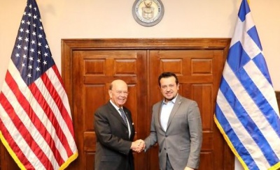 Οι θετικές προοπτικές της ελληνικής οικονομίας στο επίκεντρο της συνάντησης N. Παππά - Wilbur Ross