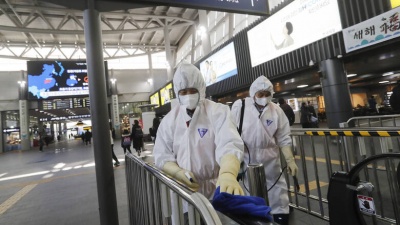 Κοροναϊός: To Χονγκ Κονγκ απαγορεύει την είσοδο στους κατοίκους της επαρχίας Χουμπέι