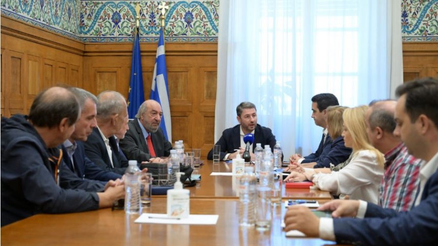 Ανδρουλάκης: Οι προτεραιότητες της κυβέρνησης επέτρεψαν σε πολύ ισχυρά οικονομικά συμφέροντα να κερδοσκοπήσουν