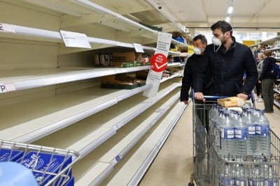 Άδεια ράφια στα σούπερ μάρκετ της Βρετανίας - Σοβαρά τα προβλήματα ανεφοδιασμού