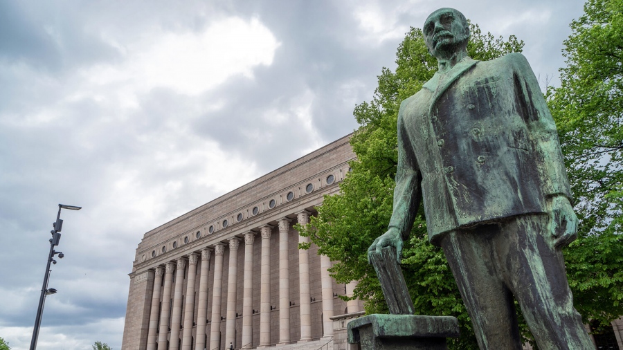 Σοκ: Φινλανδός βουλευτής αυτοκτόνησε μέσα στο κτίριο του κοινοβουλίου