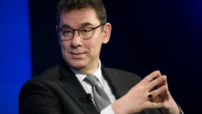 Αλβέρτος Μπουρλά: Ο CEO της Pfizer που ξεκίνησε σαν απλός ιατρικός επισκέπτης στη Θεσσαλονίκη