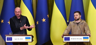 Η ΕΕ αρχίζει ενταξιακές συνομιλίες με Ουκρανία και Μολδαβία με ασαφές χρονοδιάγραμμα – Χρυσώνει το πικρό χάπι στον Zelensky