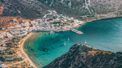 Ποια ελληνικά νησιά προτείνει το Conde Nast Traveller για το 2023