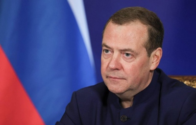 Medvedev: Η Δύση δεν ενδιαφέρεται για ειρήνη στην Ουκρανία, έχει κέρδη – μαμούθ από τον πόλεμο