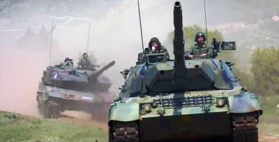 Επιθετικές επιχειρήσεις συγκροτήματος ίλης αρμάτων παρακολούθησε ο αρχηγός ΓΕΣ στην Αλεξανδρούπολη