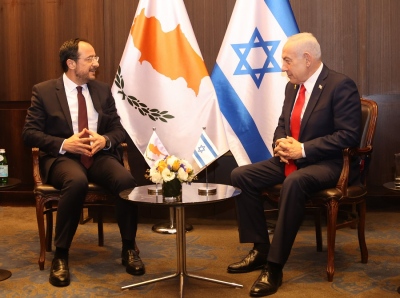 Συνάντηση Χριστοδουλίδη με Netanyahu στο πλαίσιο της Τριμερούς: Συμφωνίες για ενέργεια, άμυνα και τουρισμό – Πύρινο μήνυμα Herzog