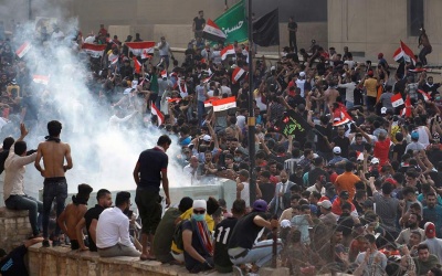 Έκρυθμη η κατάσταση στο Ιράκ -  Πάνω από οι 100 νεκροί και 4.000 οι τραυματίες στις αντικυβερνητικές διαδηλώσεις