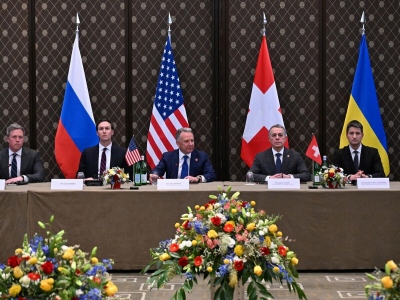 Μήνυμα από Κίεβο: Αισιοδοξία για νέα τριμερή Ρωσίας, Ουκρανίας και ΗΠΑ εντός του Φεβρουαρίου