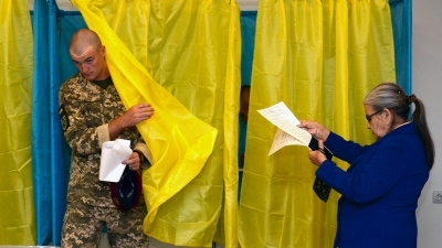 Μερκούρης (αναλυτής): Ένας άνθρωπος φοβάται τη διεξαγωγή εκλογών στην Ουκρανία όσο κανείς άλλος...