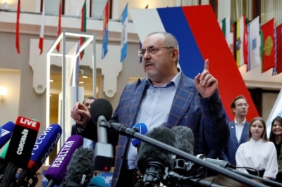 Εγκατέλειψε τη Ρωσία ο πολιτικός αντίπαλος του Putin, Boris Nadezhdin - Βρίσκεται στο Παρίσι