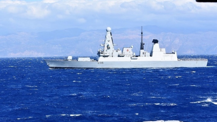 Συνεκπαίδευση φρεγάτας ΕΛΛΗ με βρετανικό αντιτορπιλικό νοτιοδυτικά της Κρήτης