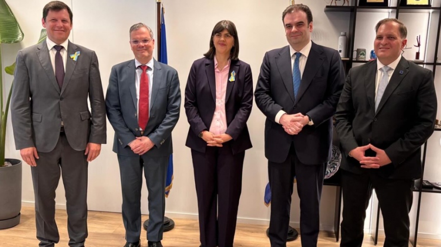 Συνάντηση Kovesi με Πιερρακάκη και Πιτσιλή - Στο επίκεντρο η πάταξη της φοροδιαφυγής