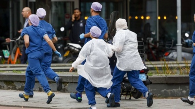Τραγωδία στο Ρότερνταμ: Τρεις νεκροί μετά από την επίθεση ενόπλου – Ανάμεσά τους 14χρονο κορίτσι