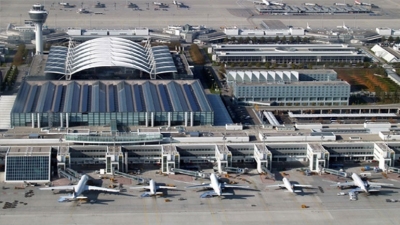 Γερμανία: Άνδρας έριξε το αυτοκίνητό του επάνω σε πεζούς έξω από το αεροδρόμιο Κολωνίας/Βόννης