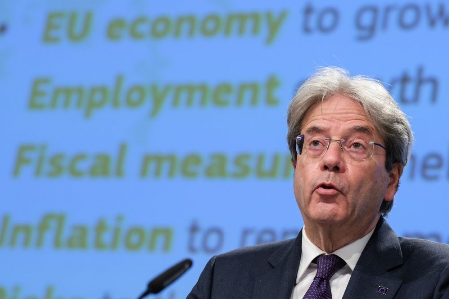 Gentiloni (Commission): Μέγα λάθος το πρόωρο «φρένο» στο ρυθμό αγοράς ομολόγων από την ΕΚΤ