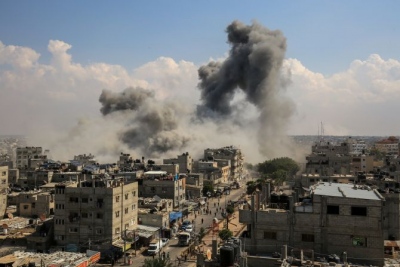 Μήνυμα Ισραήλ: Δεν θα εισβάλουμε αν παραδοθεί η Hamas - Στους 5.000 οι νεκροί στη Γάζα, 15.000 οι τραυματίες, χωρίς ρεύμα τα νοσοκομεία