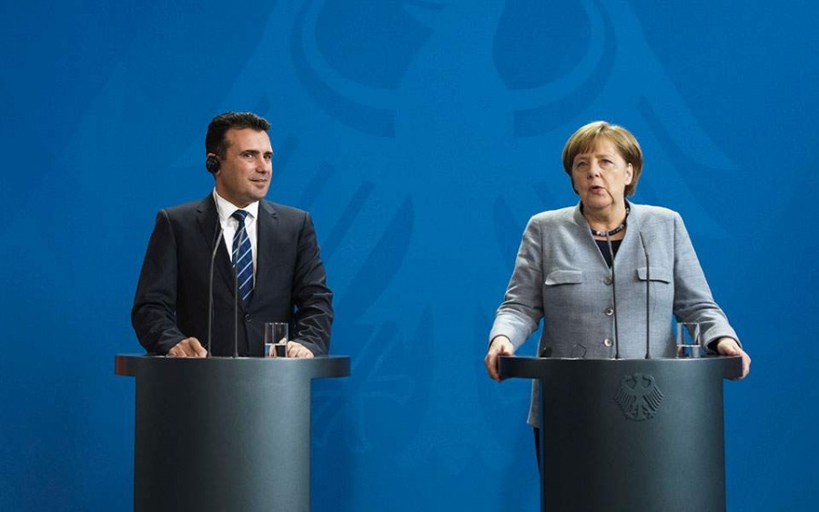 Reuters: H Merkel κάλεσε τους πολίτες της FYROM να ψηφίσουν «Ναι» στο δημοψήφισμα (30/9)