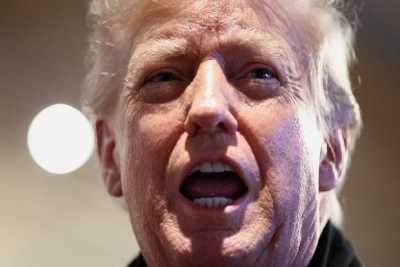 Υπόθεση Epstein: Ο Trump κατηγορείται για βιασμό κοριτσιού