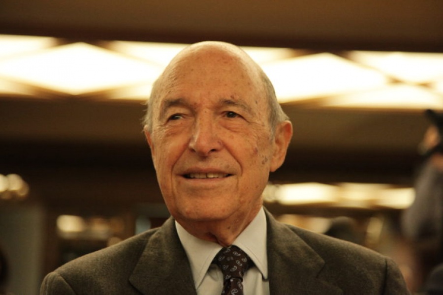 Σημίτης:  Ο ΣΥΡΙΖΑ δίδαξε τον αριβισμό για χάρη της εξουσίας και αποσιώπησε τις ευθύνες Καραμανλή για τα ελλείμματα