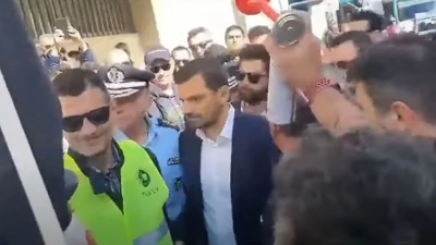 Αστυνομικοί γιούχαραν τον υφυπουργό Προστασίας του Πολίτη στα Ιωάννινα