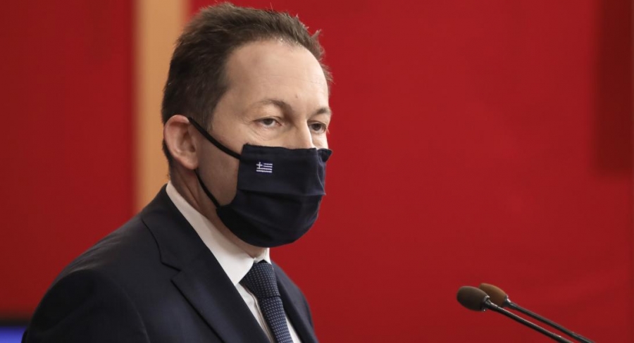 Πέτσας: Πρωτοφανής η εμπιστοσύνη των πολιτών στην κυβέρνηση και η απόσταση από την αντιπολίτευση