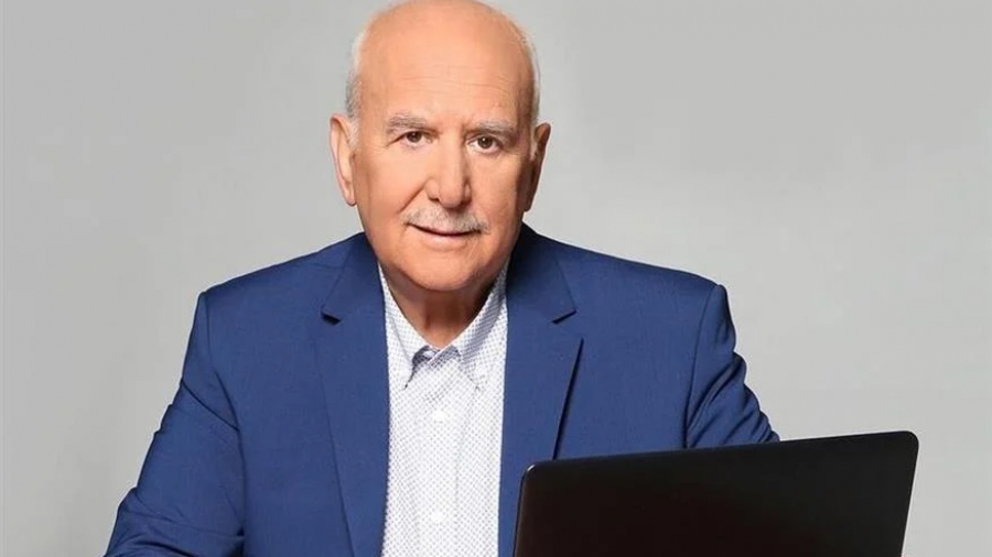 Νοσηλεύτηκε σε μονάδα Covid ο πενταπλά εμβολιασμένος Γιώργος Παπαδάκης - Τον χτύπησε βαριά στο αναπνευστικό