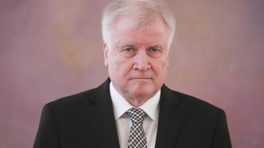 Γερμανία: O Seehofer προτίθεται να παραιτηθεί από την ηγεσία του CSU