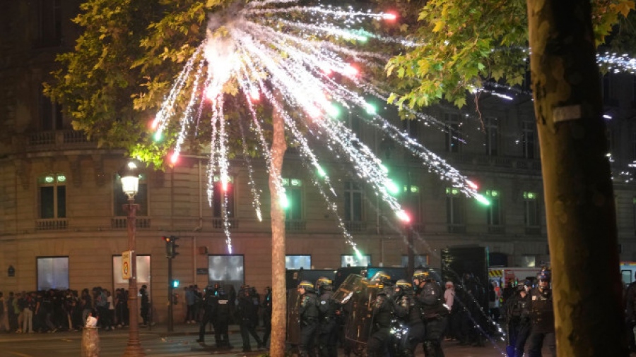 Στον αέρα το Παρίσι - Άγρια επεισόδια στο Σενεγάλη – Μαρόκο: Ένας αγώνας, μία πόλη, μία αποτυχία συμπερίληψης