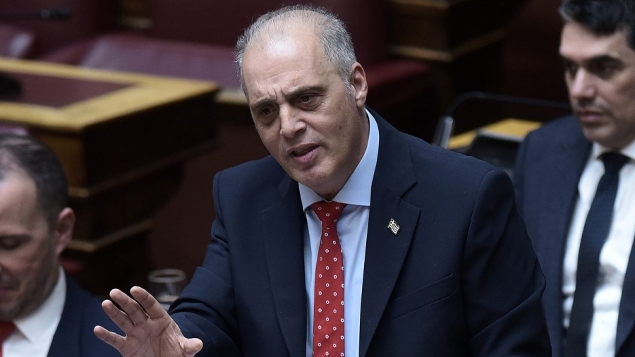 Βελόπουλος: Η κυβέρνηση Μητσοτάκη ξεφτίλισε την Ελλάδα με τα σκάνδαλα και την πολιτική της – Απομόνωση από Trump και Putin