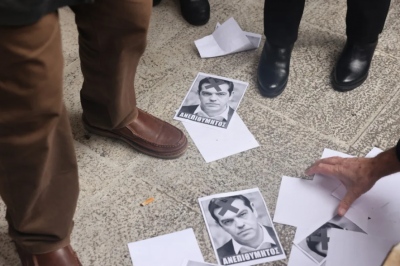 Θεσσαλονίκη - Ένταση πριν από την παρουσίαση της «Ιθάκης» από τον Τσίπρα - «Ανεπιθύμητος»