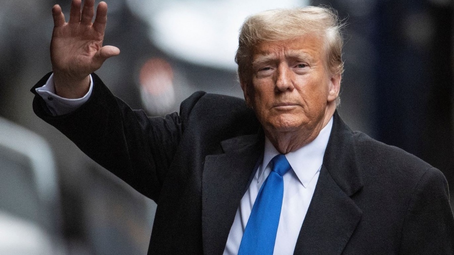 Άνοδος ρεκόρ στη δημοτικότητα του Trump – Στο 45% η αποδοχή του σύμφωνα με νέα δημοσκόπηση του AP