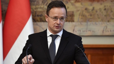 Szijjarto (Ουγγαρία): Οι προετοιμασίες της ΕΕ για σύγκρουση με τη Ρωσία οδηγούν νομοτελειακά σε Τρίτο Παγκόσμιο Πόλεμο