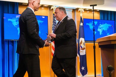 Daily Sabah: Η πολιτική αναταραχή στις ΗΠΑ περιπλέκει την αλλαγή σελίδας στις σχέσεις με την Τουρκία