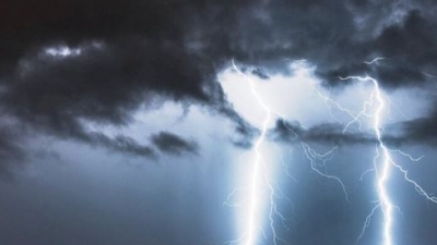 Κακοκαιρία «Eva»: Πλησιάζει μέτωπο καταιγίδων μήκους 900 χλμ τη Δυτική Ελλάδα - Ισχυρές καταιγίδες έως 6/11