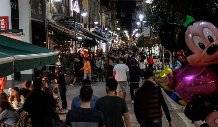 Σε επιφυλακή οι Αρχές για τα «κορωνορεβεγιόν» Πρωτοχρονιάς - Στο 100% η πληρότητα στα AirBnB της Αττικής