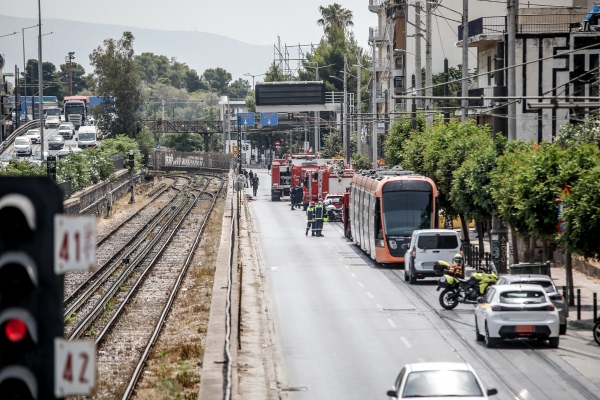 Λήξη συναγερμού στον Πειραιά - Αναθυμιάσεις από δεξαμενές κλειστού πρατηρίου κινητοποίησαν τις αρχές