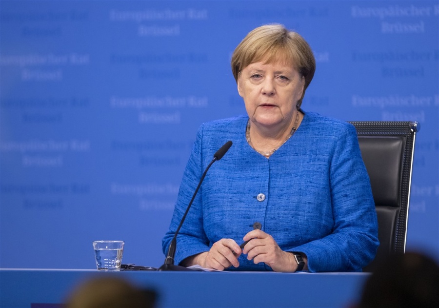 Merkel: Η Γερμανία πρέπει να βοηθήσει τους γείτονές της – Περιορίσαμε τον ιό