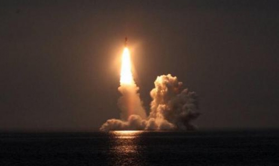 Strategic Culture: Το ρωσικό ναυτικό δοκιμάζει 4 βαλλιστικούς πυραύλους SLBMs Bulava από πυρηνικό υποβρύχιο SSBN