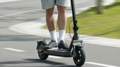 Παράδοση κοκαΐνης με… ηλεκτρικό πατίνι στη Ρόδο