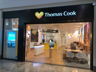 Thomas Cook: Σώζονται 2.500 θέσεις εργασίας - Η Hays Travel αγοράζει καταστήματα της εταιρείας