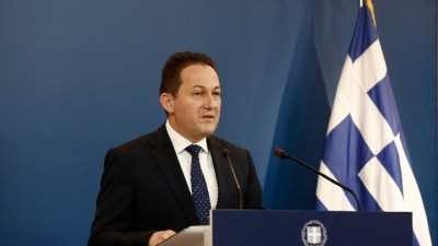 Πέτσας: Ο κ. Τσίπρας δυσφημεί την πατρίδα μας στο εξωτερικό