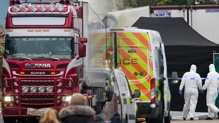 Βρετανία: Ένοχοι δύο άνδρες για τον θάνατο 39 μεταναστών σε φορτηγό ψυγείο